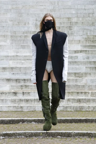 Look 42